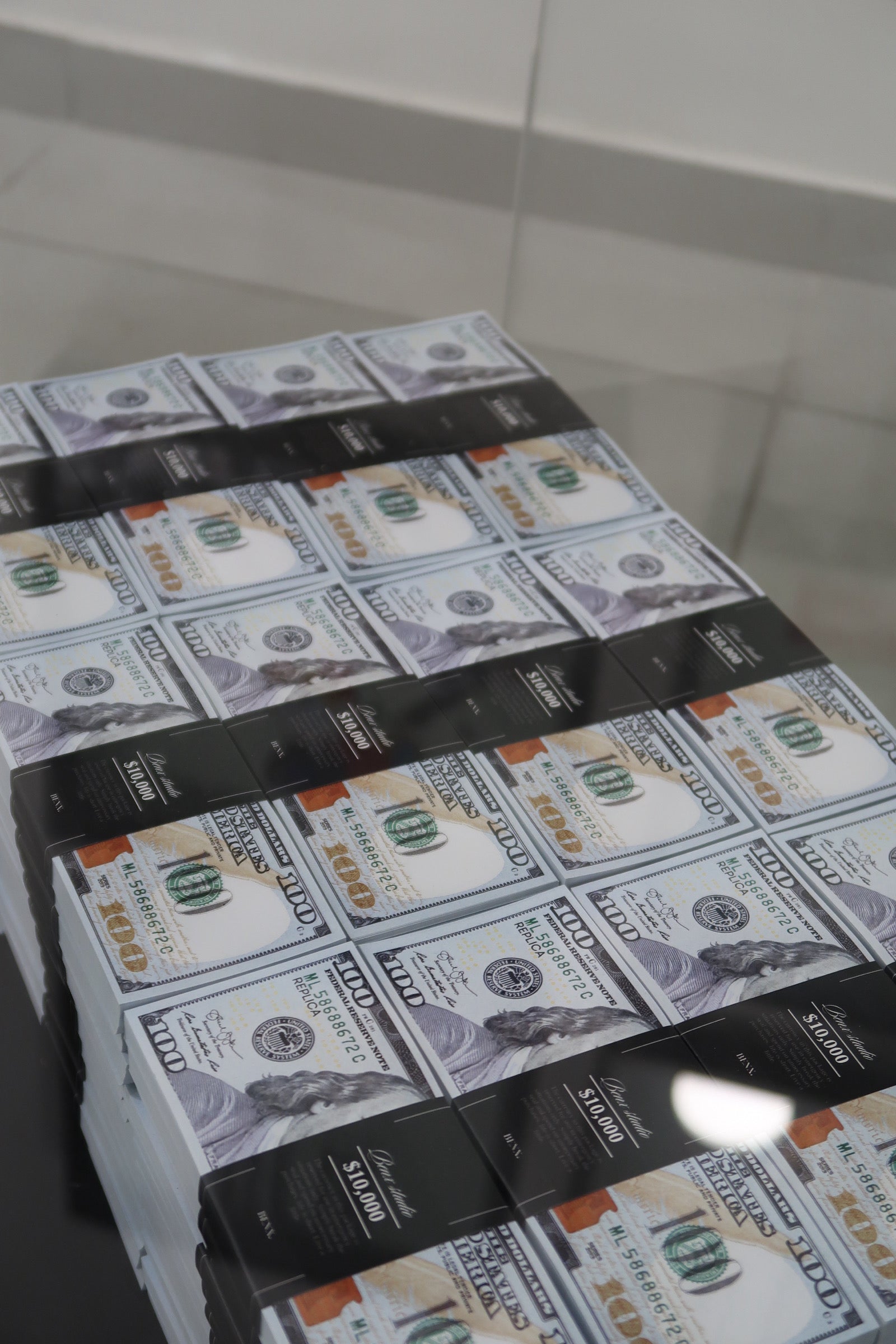 The Millionaire's Table - X1