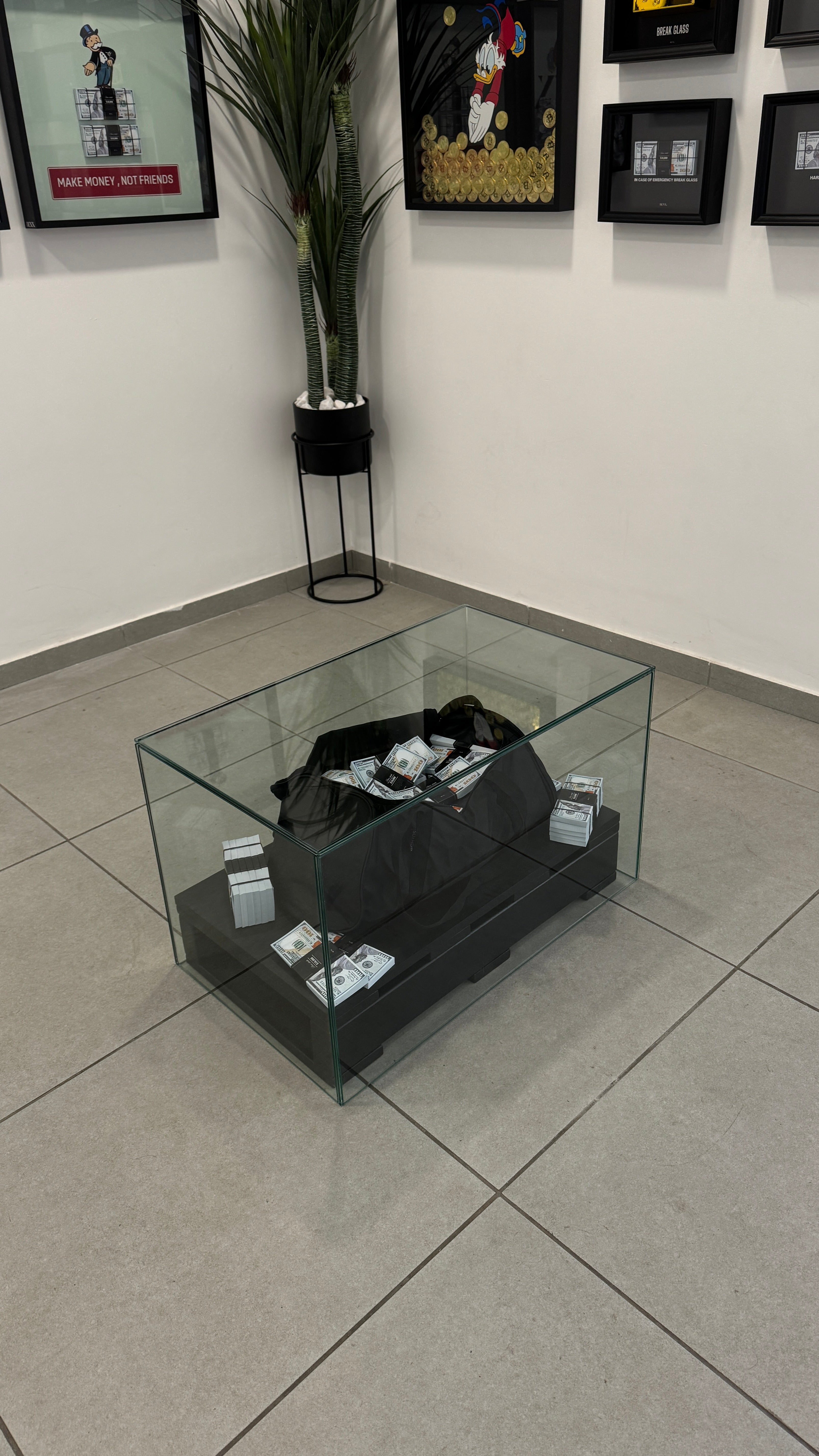 The Millionaire's Table - X3